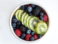 (P) Cum și când se consumă corect fructele
