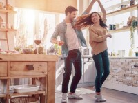 Povestea casei tale îți poate aduce mai multă siguranță în sânul familiei: un an de asigurare a locuinței