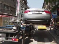 Unde se ridică mașinile parcate neregulamentar în București și cât costă recuperarea acestora