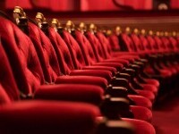 Spectacole de teatru anulate pentru că actorii nevaccinaţi nu mai au acces în instituție