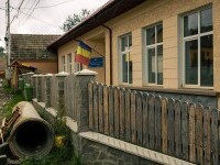 Folosești serviciul “Livrare prin OLX” și contribui la renovarea unei școli din România