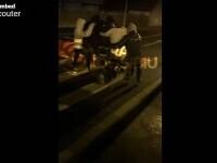 Șase tineri pe un scuter, în orașul Sibiu. Motivul pentru care poliția nu le poate face nimic VIDEO
