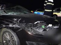 Accident rutier în județul Argeș. Doi îndrăgostiți au ajuns la spital, după ce mașina în care se aflau a lovit un camion
