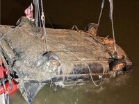 Mașina unei femei care a dispărut cu fiica sa acum 23 de ani a fost găsită. Rămășitele celor două erau în interior