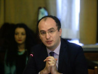 De ce a fost un eșec campania de vaccinare antiCOVID, explică dr. Marius Geantă. Negarea reacțiilor adverse