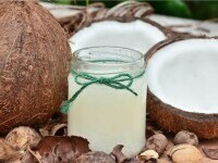 (P) Ce au în comun uleiul de cocos și goldenseal?