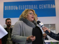 Respingerea candidaturii Dianei Șoșoacă, în presa internațională: Hotărârea în „stil Putin” dă peste cap alegerile - POLITICO