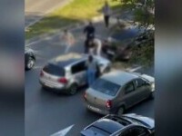 Scandal în trafic în Timișoara, cu pumni, palme și un spray lacrimogen, aplanat de polițiștii locali. De la e a pornit totul