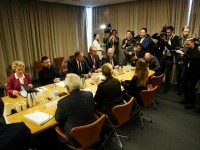 Document semnat de Zelenski: Negocierea păcii cu Rusia trebuie să înceapă de la actuala linie a frontului din Ucraina