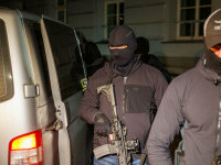 Serviciile secrete rusești, acuzate că au ascuns explozibil într-un cimitir din Polonia. Instrucțiuni clare date unui curier