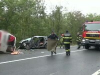 Accident grav în Vaslui. Un tânăr de 22 de ani ar fi intrat cu duba pe contrasens. Trei persoane, la spital