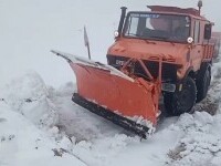Drumul pe Transalpina rămâne închis din cauza viscolului și a stratului mare de zăpadă. Vremea rea afectează mai multe zone