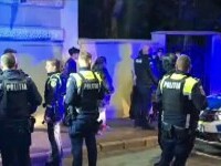 Scandal în centrul Aradului. Un tânăr de 23 de ani a fost rănit cu cuțitul. Trei persoane sunt la spital