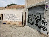 Ce au descoperit polițiștii după ce au văzut un român când ieșea dintr-un garaj din Milano. VIDEO