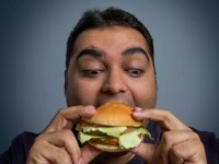 mancare, mananca, hamburger