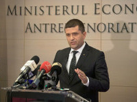 Firmele care ocupau ilegal o clădire a Ministerului Economiei de 18 ani, evacuate prin decizie judecătorească: „S-a terminat”