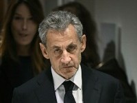 Cum arată închisoarea în care va sta fostul președinte francez Nicolas Sarkozy. La Sante, un loc istoric | GALERIE FOTO