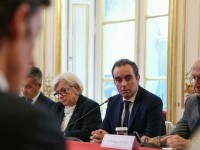 Partidele de extremă dreapta și de stânga din Franța depun moțiune de cenzură împotriva guvernului Lecornu
