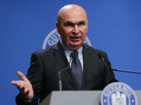 Ilie Bolojan: „S-au dat legi pentru corecţii la autorităţile de reglementare. Se mimează reducerea posturilor şi salariilor”