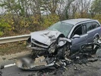Accident în lanț lângă Craiova. Cinci persoane au ajuns la spital după coliziunea a patru mașini