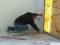 Forfota muncitorilor a înlocuit agitația turiștilor, în hotelurile de pe litoral. Sunt „calificați” și spălătorii de vase