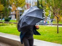 ANM a emis o avertizare de Cod galben de vânt, valabilă în peste trei sferturi din țară. Care sunt județele vizate | HARTĂ