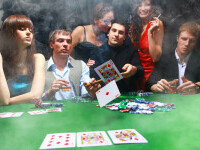 Fraudă de poker „uluitor de complexă” descoperită în SUA. Mafia italiană din New York a bătut orice scenariu de film