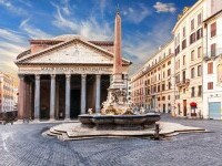 Un turist de 70 de ani și-a găsit sfârșitul în Italia. Bărbatul a murit după ce a căzut de pe un zid al Panteonului din Roma