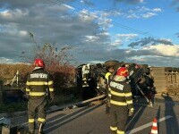 Încă o tragedie pe „drumul morții”. Un BMW care depășea pe linie continuă a fost spulberat de un TIR