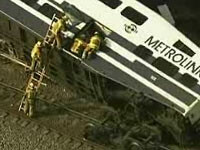 Accident feroviar in Los Angeles: 15 morti si zeci de raniti!