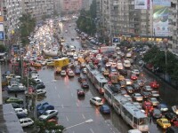 Masinile parcate ilegal in centrul capitalei ridicate de ziua Bucurestiului