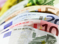 Leul continua sa se deprecieze fata de euro
