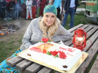 Diana Dumitrescu a facut petrecere in pijamale, de ziua ei