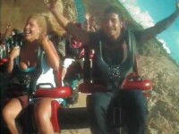 Cu sanii la vedere in montagne-russe!