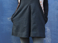 Poarta o singura rochie un an intreg!