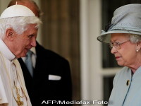 Papa Benedict al XVI-lea, Regina Elisabeta