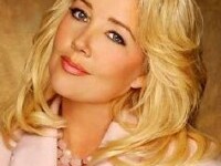 Arata la fel ca acum 40 de ani. Cum si-au intarziat imbatranirea actorii din \