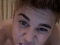 Mesajele scandaloase postate de Justin Bieber pe Twitter. Ce le-a transmis celor care il urasc