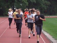 Peste 300 de elevi au trecut de probele sportive la Scoala de Politie Cluj