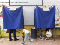 alegeri Grecia, copii care se joaca