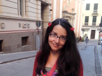 O scriitoare romanca a anuntat ca se sinucide, pe Facebook. 