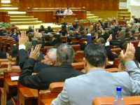 Marti se voteaza in Parlament noua motiune de cenzura impotriva Guvernului Ponta. PNL a convins doar UDMR sa voteze 
