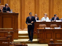 Motiunea de cenzura a PNL a fost respinsa de Parlament. Certuri aprinse intre Victor Ponta si opozitie, in plen