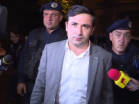 Suma primita de deputatul PMP Adrian Gurzau pentru a amana falimentul firmei de asigurari Carpatica. Procurorii cer arestarea