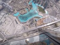 iPhone 7 aruncat de pe Burj Khalifa