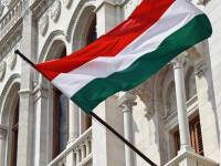 Steagul Ungariei pe cladirea Parlamentului din Budapesta
