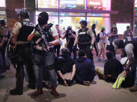 Proteste violente în St Louise