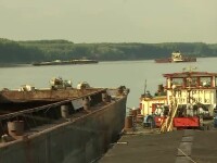 Situație dramatică în portul Corabia. La Ministerul Transporturilor, oamenii își bat joc de Dunăre