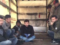 migranti irakieni gasiti in camion