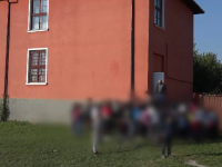 Greșeli în lanț au dus la explozia de la școala din Mureș. Viceprimarul dă vina pe copii